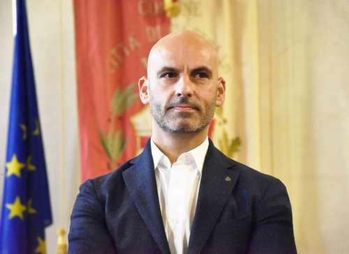 Dichiarazione del sindaco, Luca Secondi