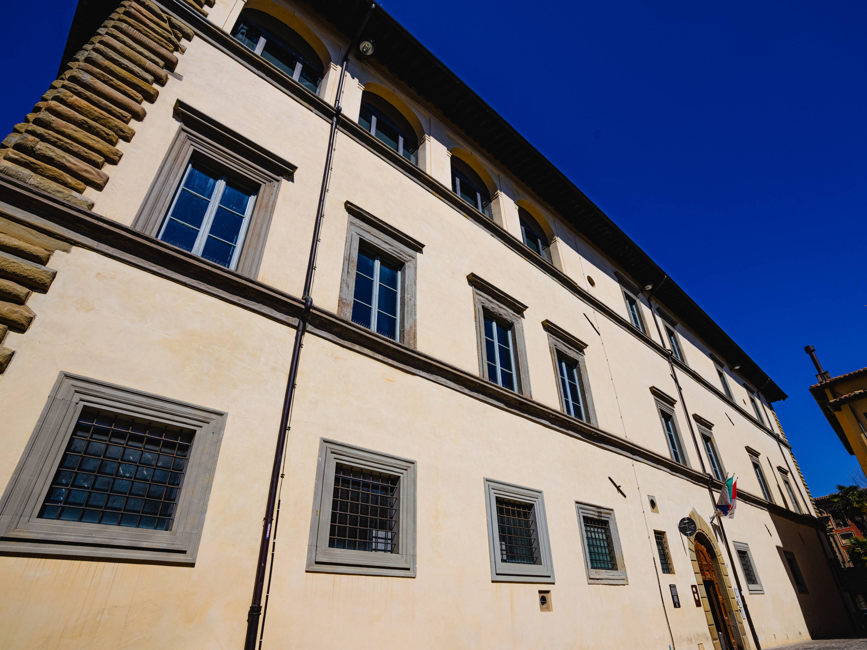 Biblioteca Carducci Biblioteca Carducci